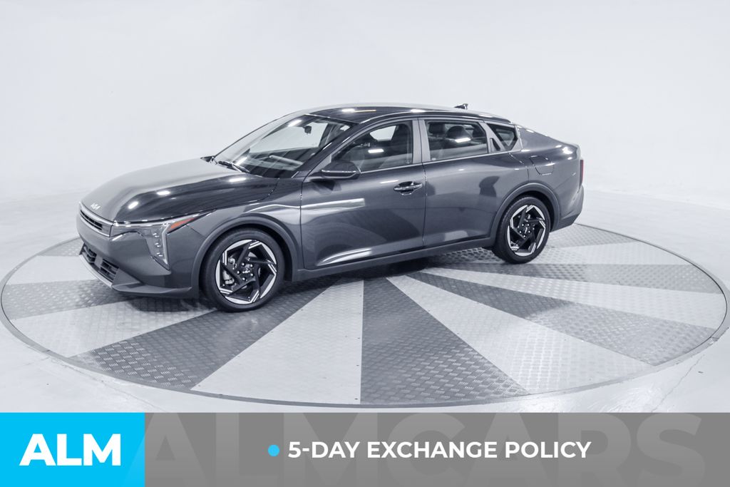 2025 Kia K4 EX photo 3