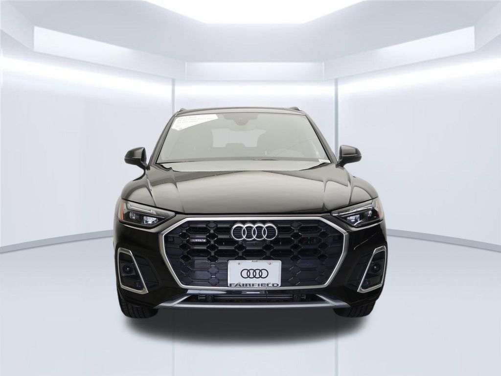 Thumbnail: 2023 Audi Q5 - 11