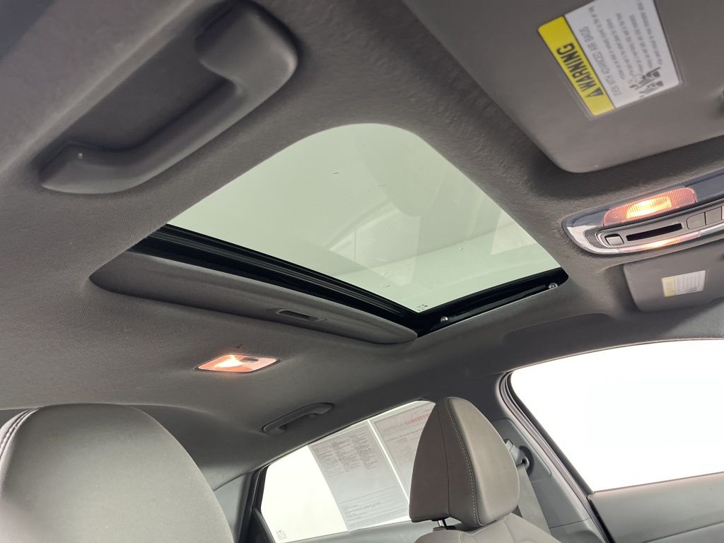 Thumbnail: 2025 Hyundai Elantra - 5