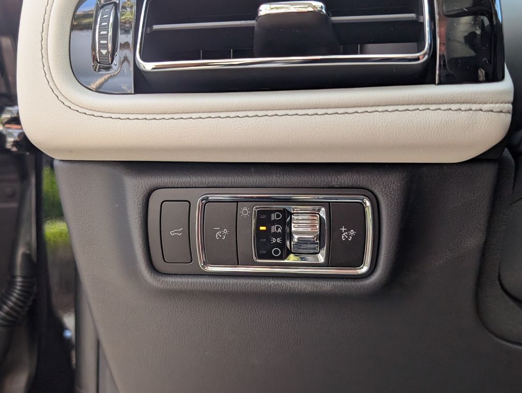 new 2026 Lincoln Aviator car, priced at $79,400