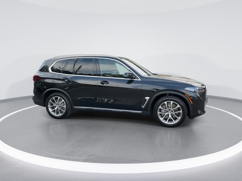 Thumbnail: 2026 BMW X5 - 9