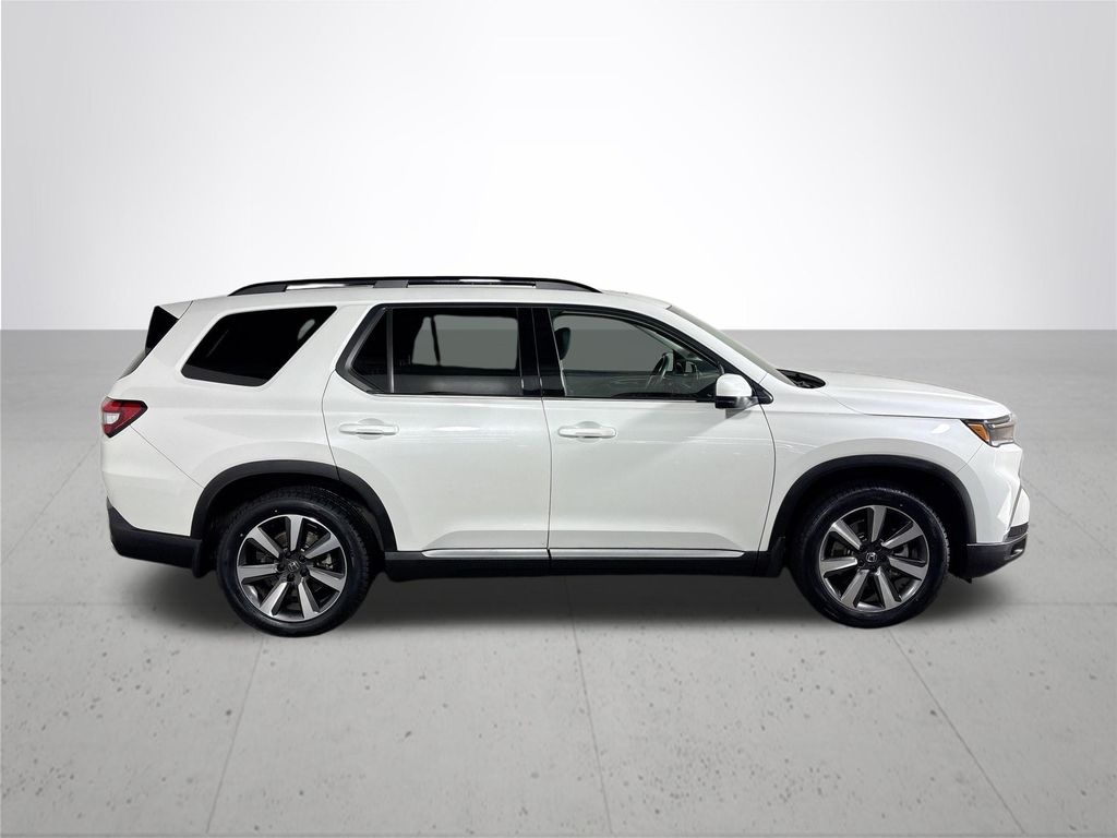 2024 Honda Pilot Touring
