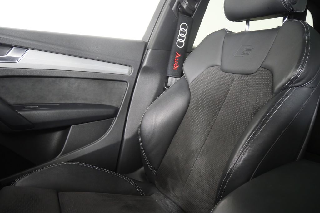 Thumbnail: 2018 Audi SQ5 - 23