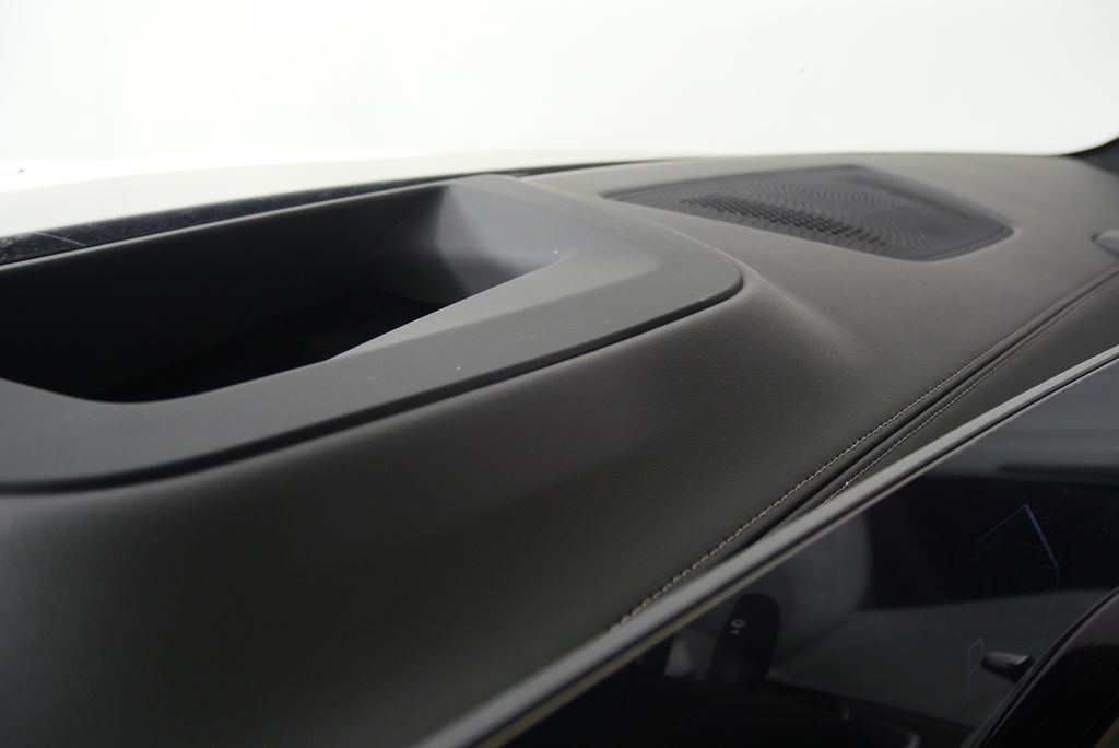 Thumbnail: 2026 BMW X5 - 18