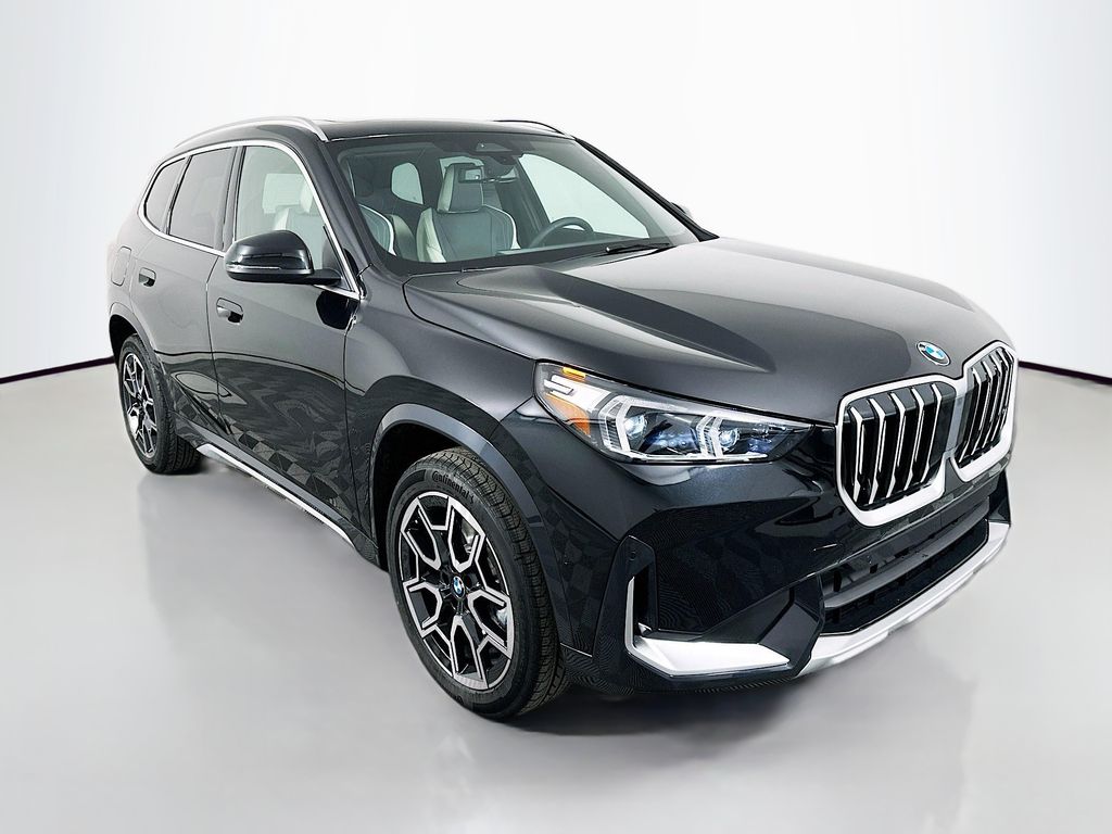 Thumbnail: 2026 BMW X1 - 3