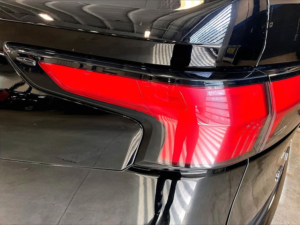 2024 Toyota Sequoia — photo 35
