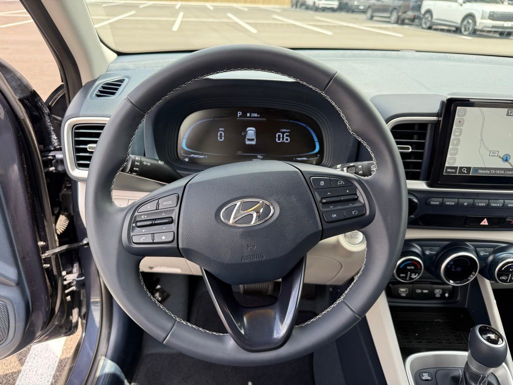 Thumbnail: 2023 Hyundai Venue - 16