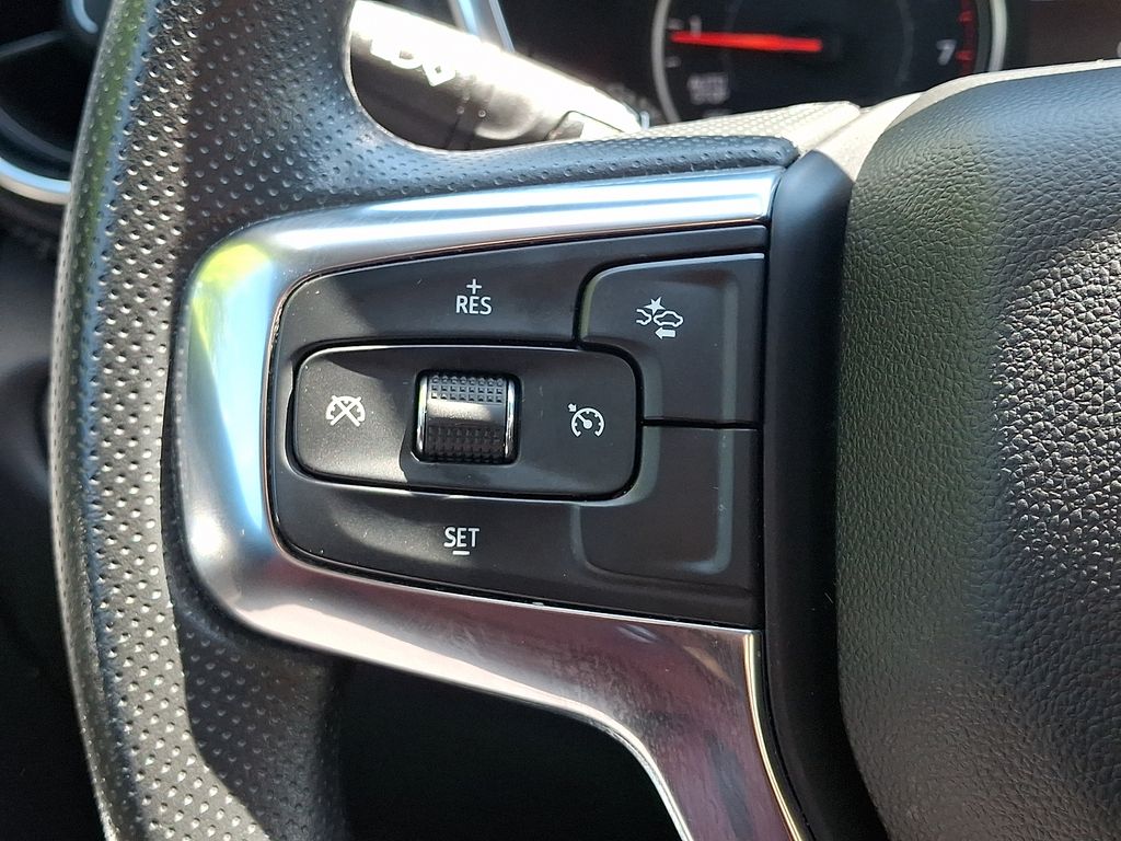 used 2025 Chevrolet Blazer car, priced at $29,005