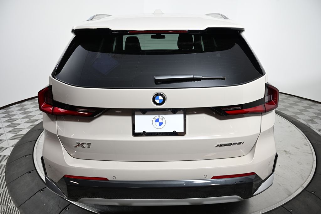 Thumbnail: 2026 BMW X1 - 4