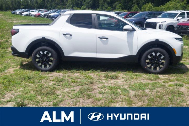 2025 Hyundai Santa Cruz SE photo 3