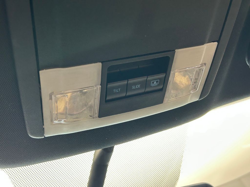 Used 2017 Shadow Black Ford Limited image 30