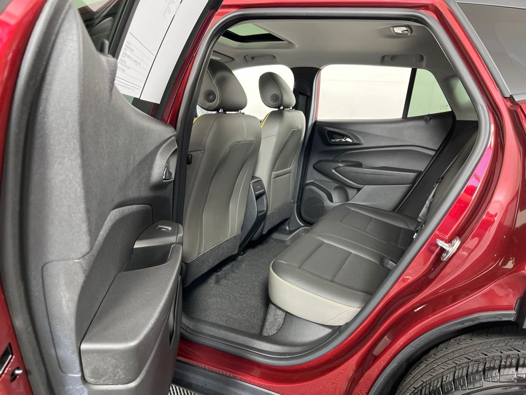 Thumbnail: 2024 Chevrolet Trax - 27