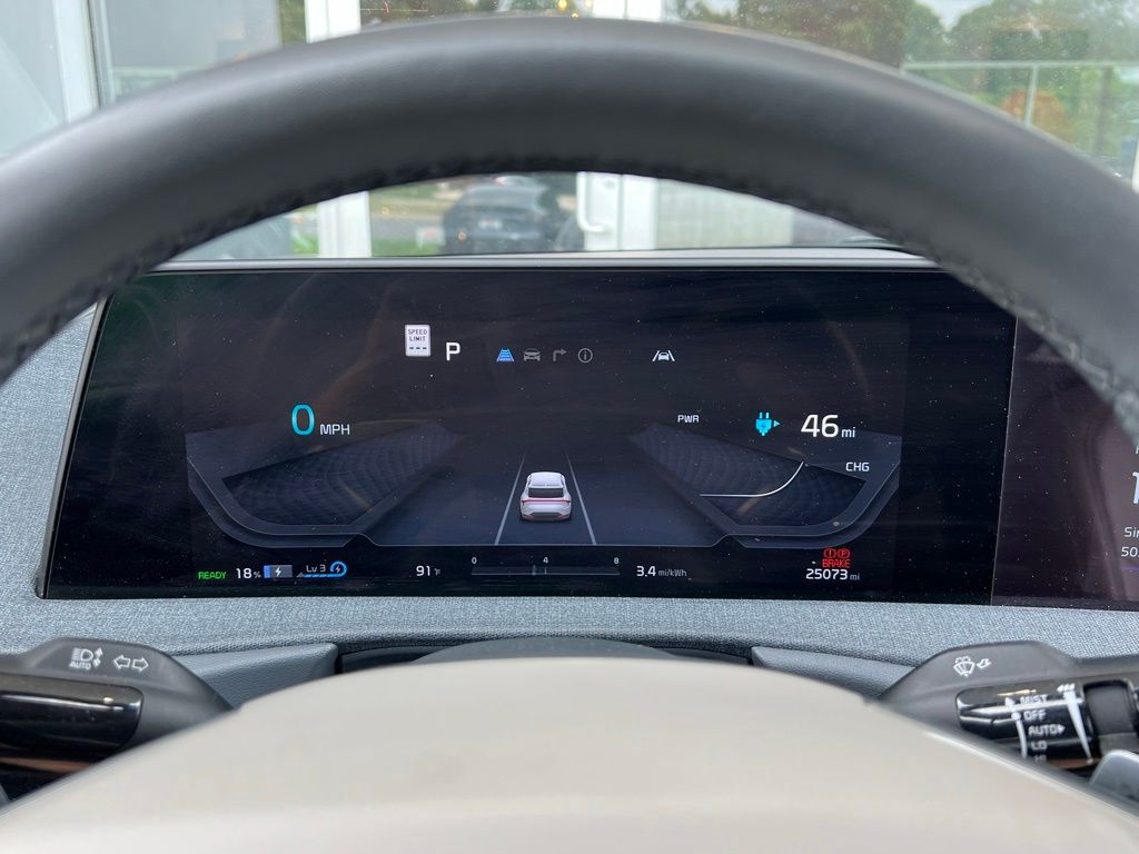 2022 Kia EV6 Wind photo