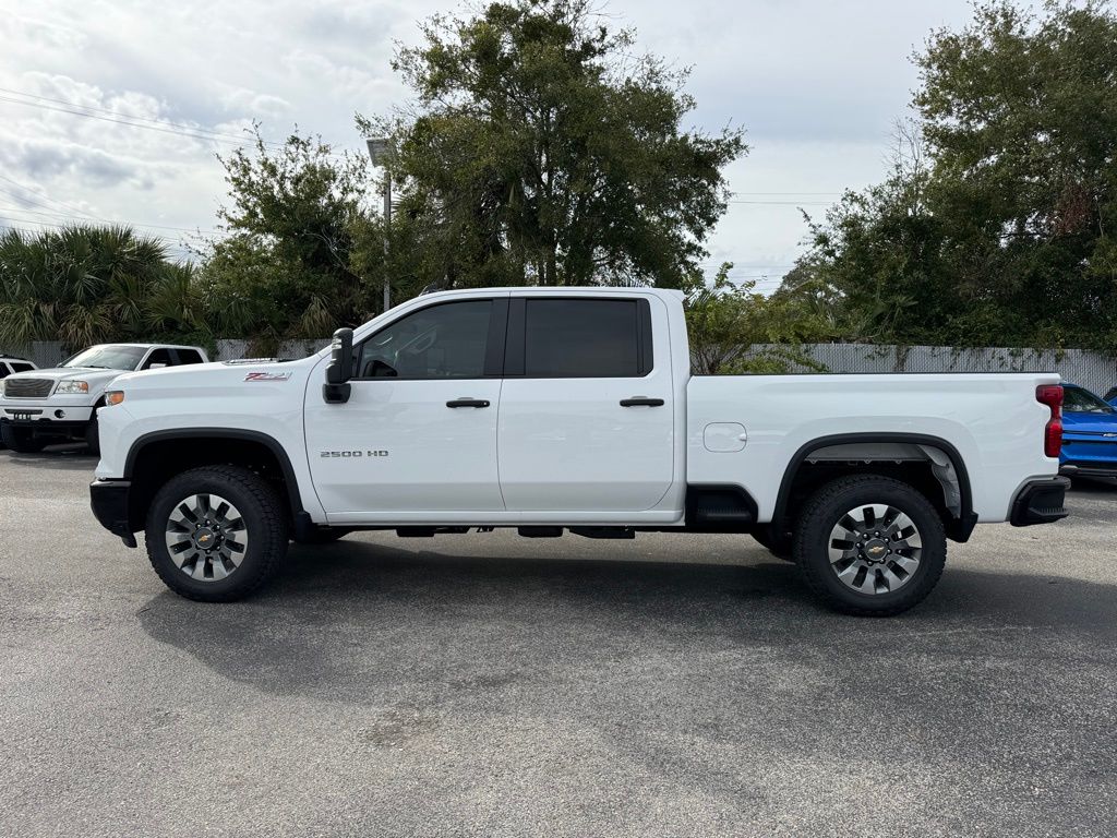 2025 Chevrolet Silverado 2500HD Custom 5