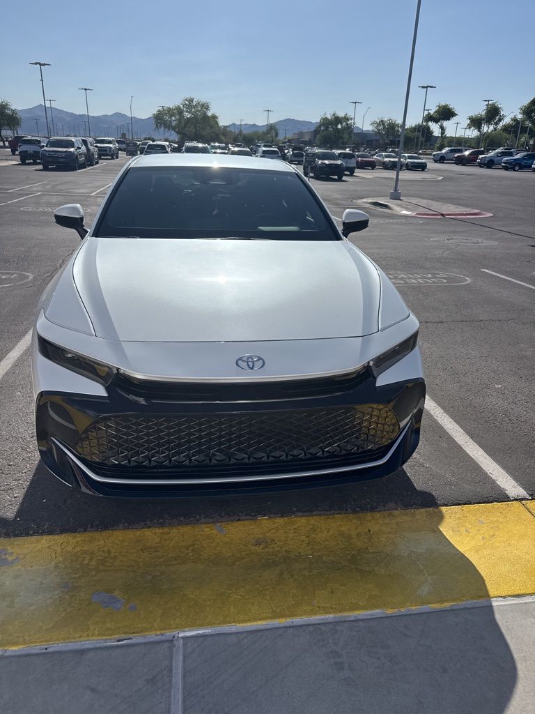 2023 Toyota Crown XLE 3