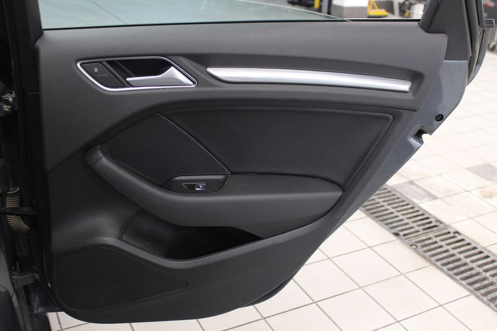 Thumbnail: 2015 Audi A3 - 27