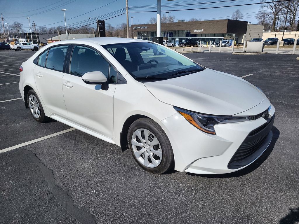 2023 Toyota Corolla LE 2