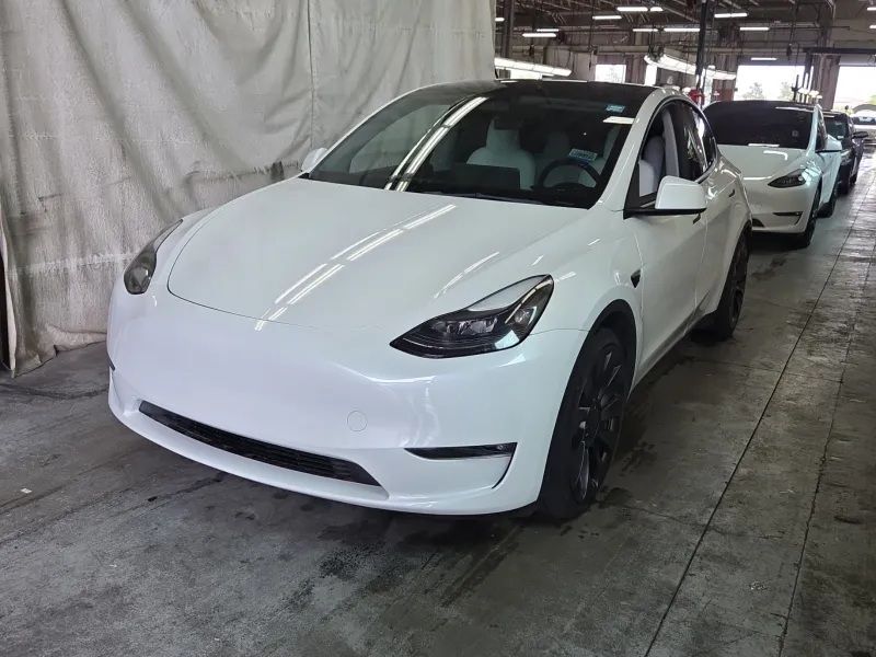 2023 Tesla Model Y Performance AWD
