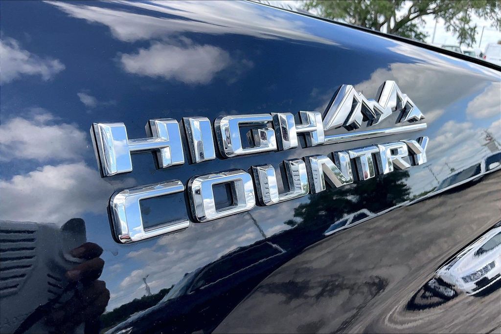 Used 2024 Chevrolet Silverado 3500HD High Country 4D Crew Cab