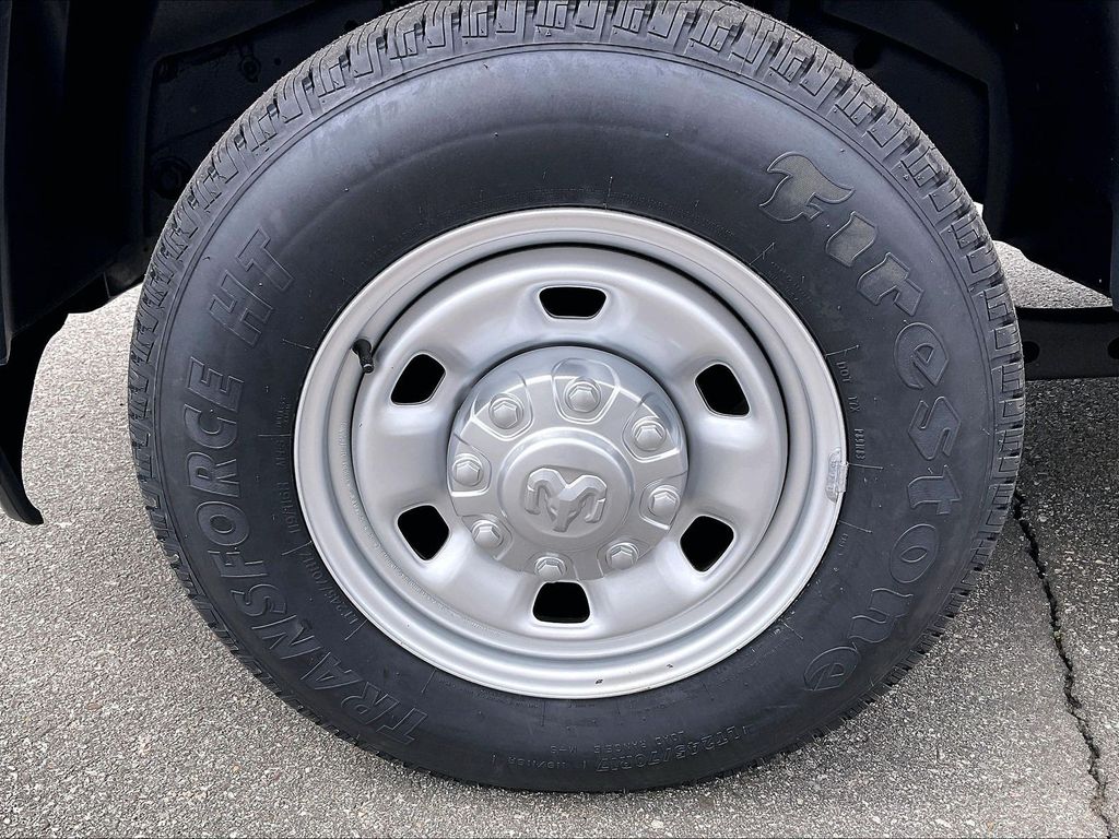 2024 Ram 2500 — photo 7