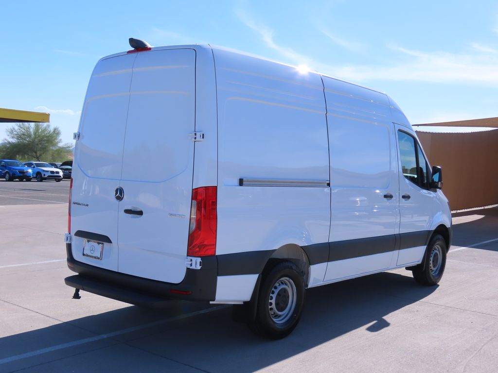 Thumbnail: 2026 Mercedes-Benz Sprinter - 5