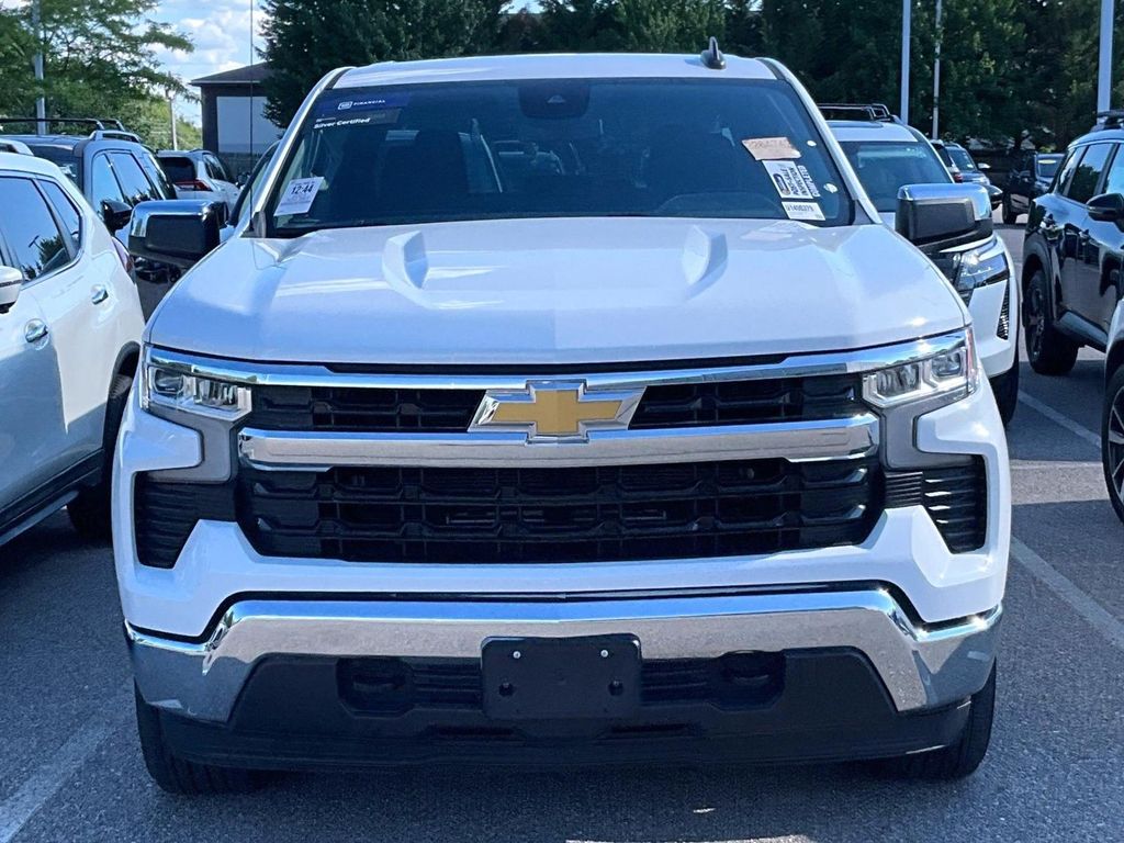2023 Chevrolet Silverado 1500 — photo 2