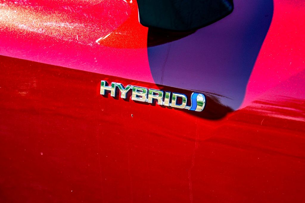 Used Car 2021 Toyota Highlander Hybrid  Platinum For Sale Under $35,000 In Taylor, Texas