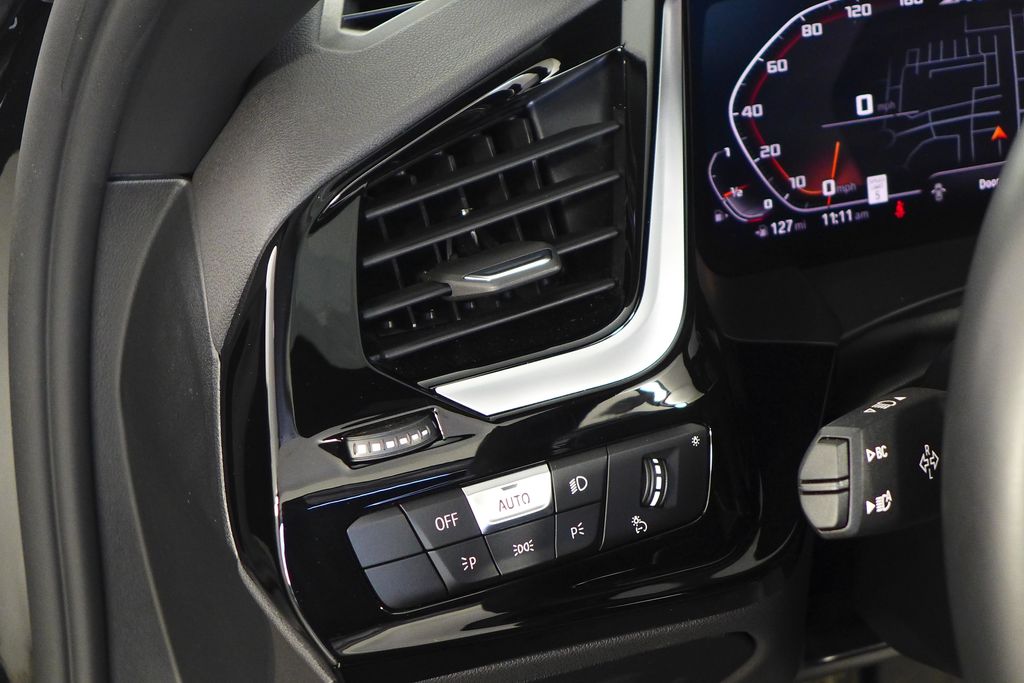 Thumbnail: 2022 BMW Z4 - 16