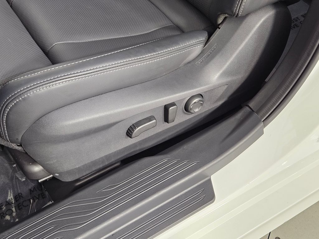 Thumbnail: 2025 Subaru Legacy - 23