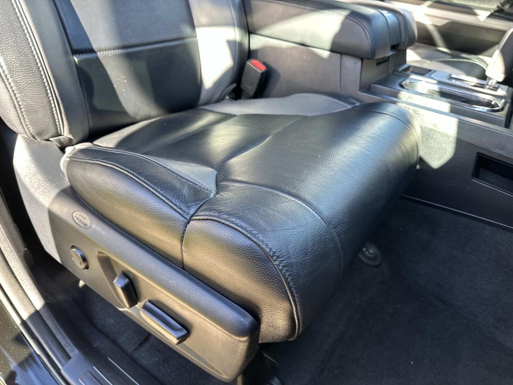 Thumbnail: 2019 Toyota Tundra - 21