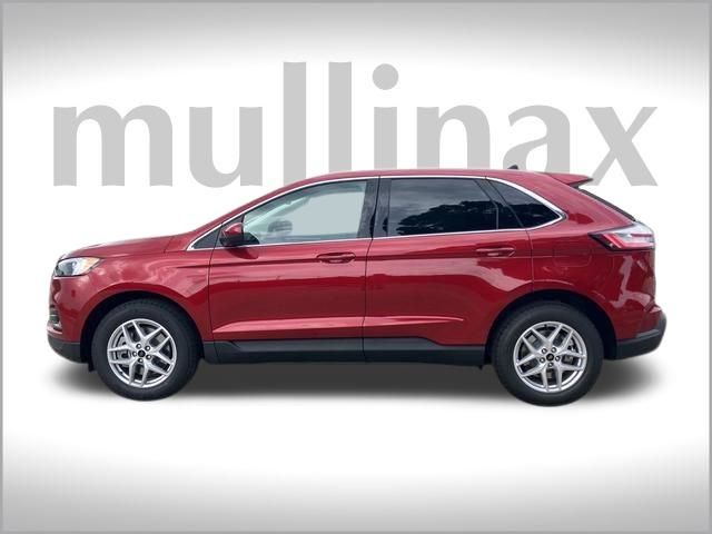 2024 Ford Edge SEL photo 2