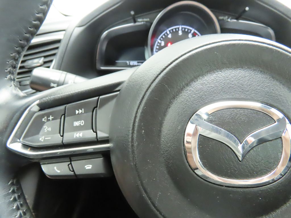 Thumbnail: 2018 Mazda Mazda3 - 11