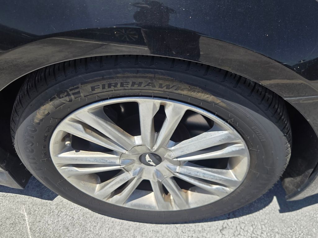 2013 Hyundai Genesis