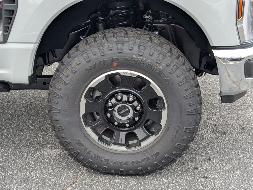 2025 Ford F-250 LARIAT