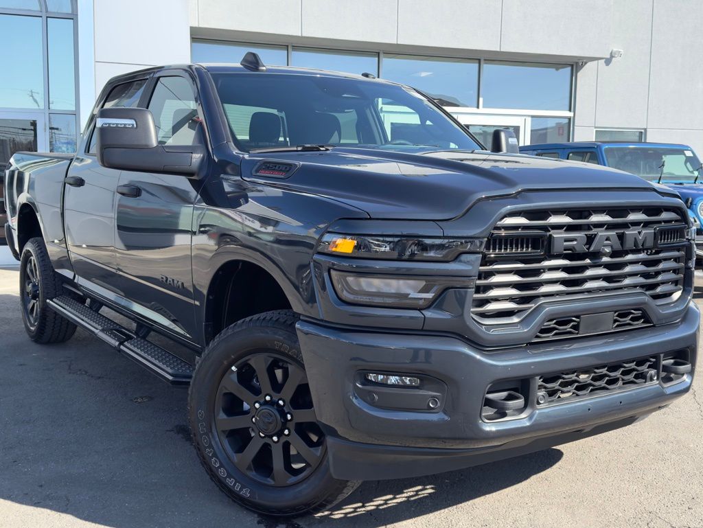 2025 RAM 2500 Big Horn Crew Cab 4WD
