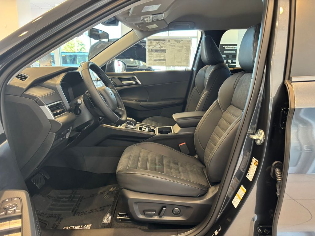2026 Nissan Rogue Plug-In Hybrid SL