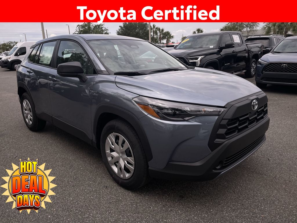 2026 Toyota Corolla Cross L FWD's photo