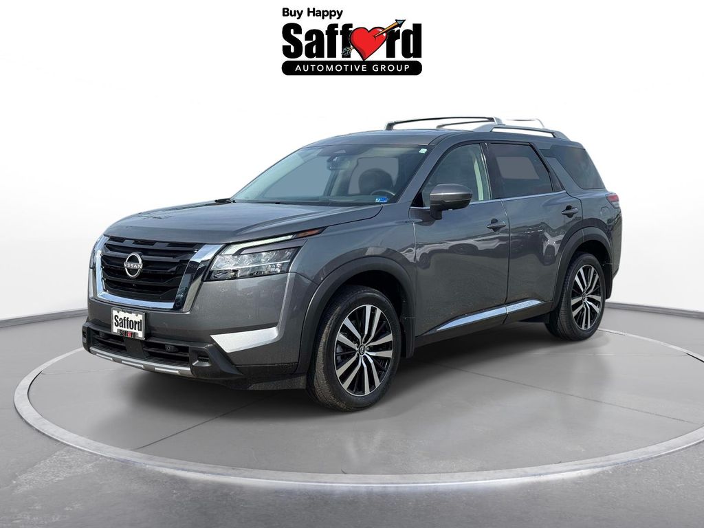 2023 Nissan Pathfinder Platinum