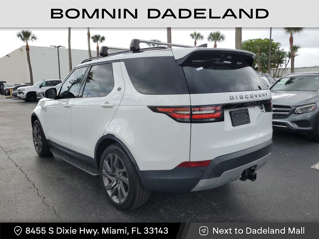2018 Land Rover Discovery HSE photo