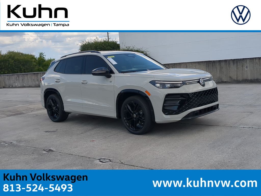 Sandstone 2026 Volkswagen Tiguan SUV / Crossover Front-Wheel Drive 8-Speed Automatic