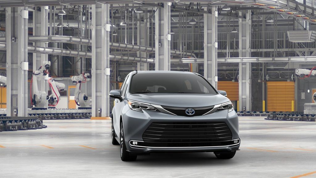 Thumbnail: 2025 Toyota Sienna - 16