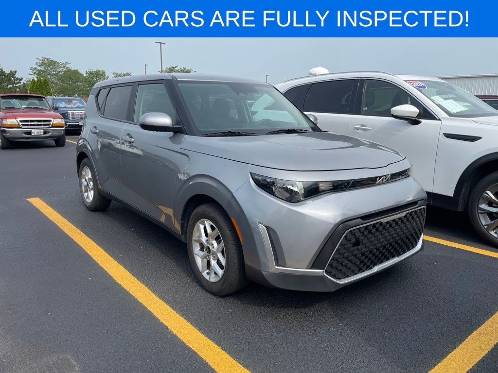 2023 Kia Soul LX FWD