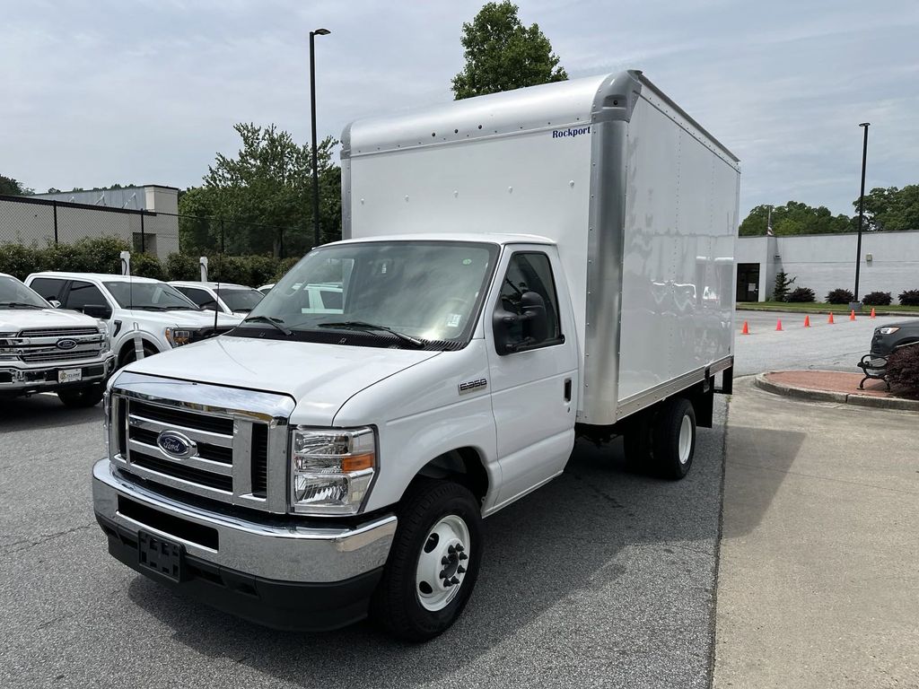 2025 Ford E-350SD Base 3