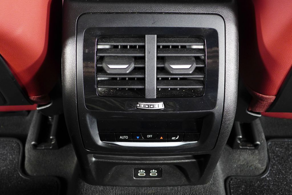 Thumbnail: 2023 BMW X3 - 24