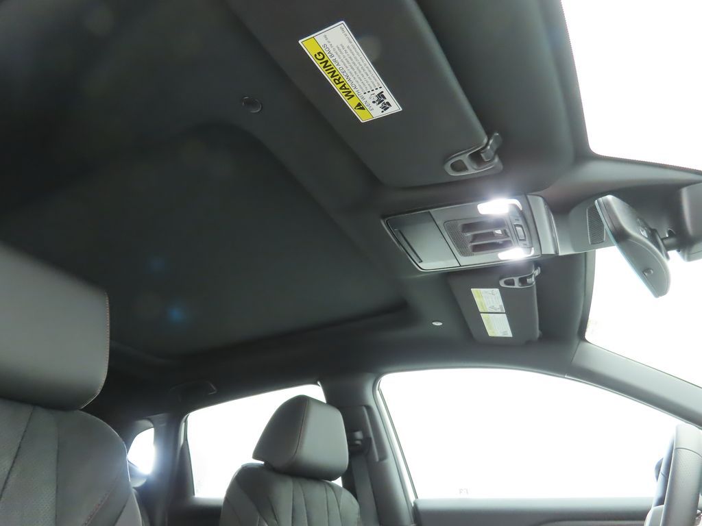 Thumbnail: 2025 Acura ADX - 18