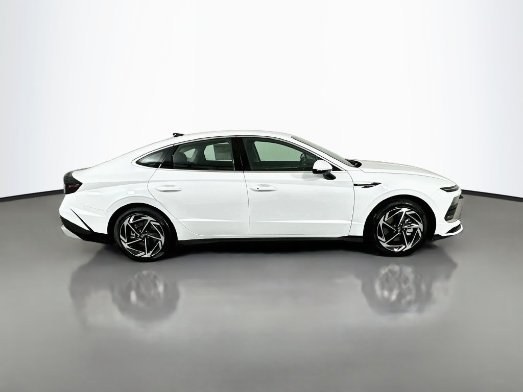 Thumbnail: 2026 Hyundai Sonata - 4