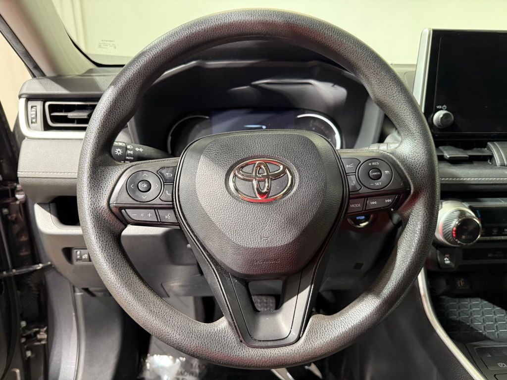 Thumbnail: 2024 Toyota RAV4 - 22