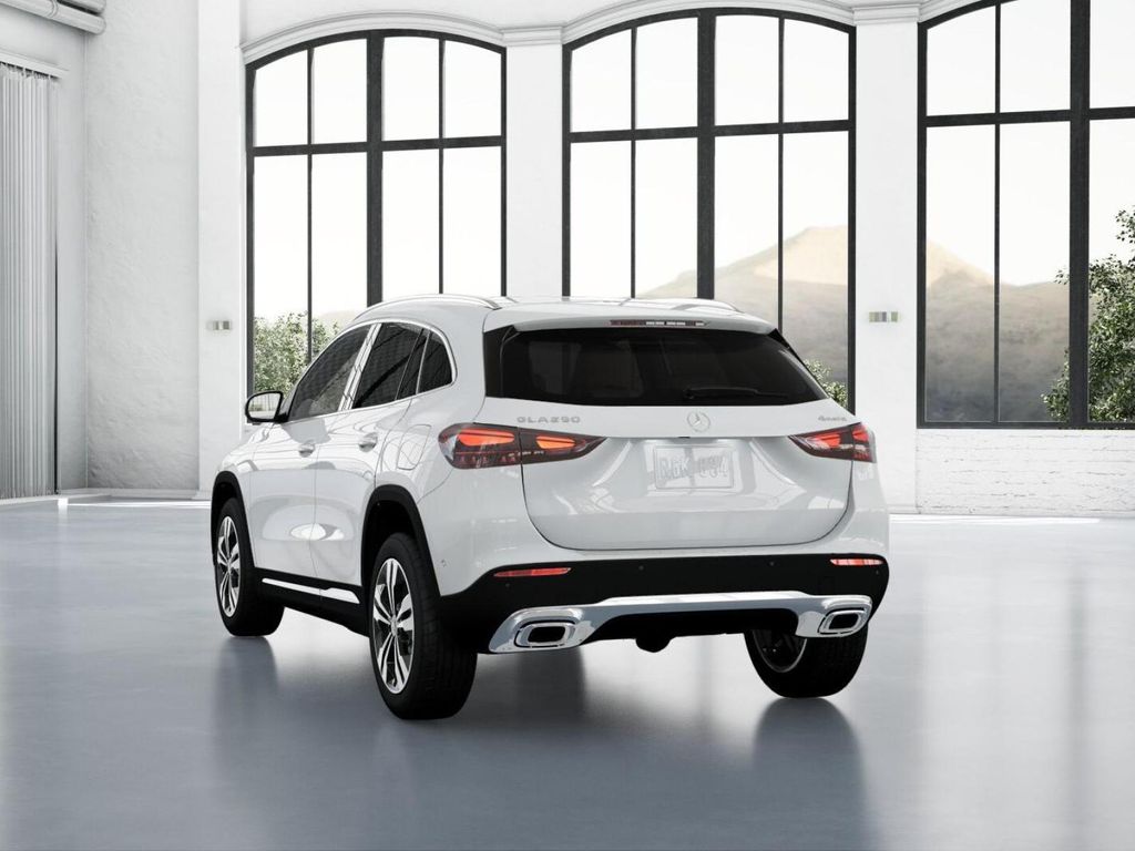 Thumbnail: 2025 Mercedes-Benz GLA - 27