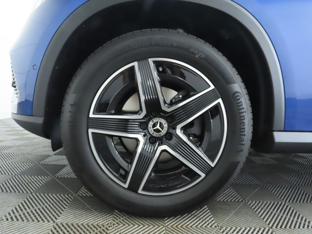 Thumbnail: 2026 Mercedes-Benz GLC - 31