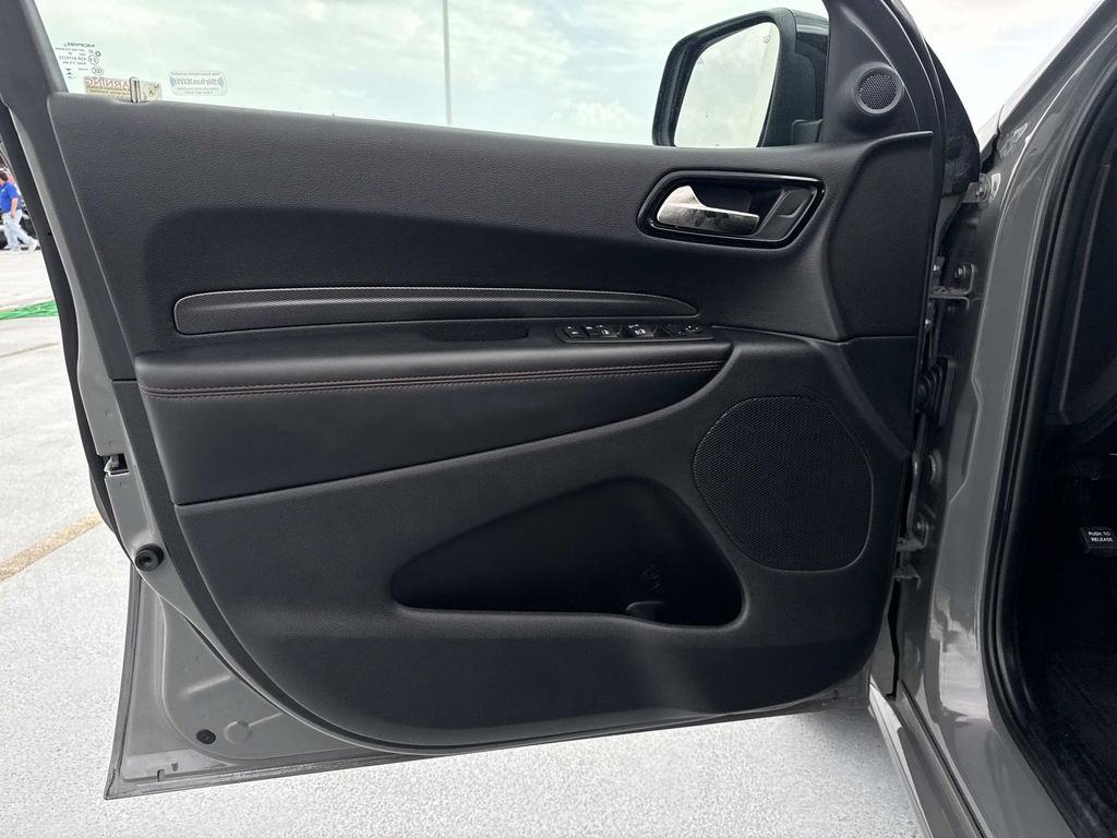 2025 Dodge Durango GT - 11